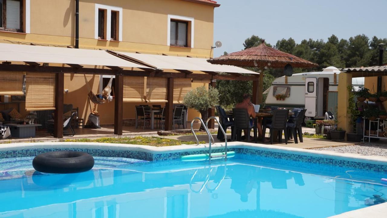 Casa Las 2 Salchichas Bocairent Eksteriør billede